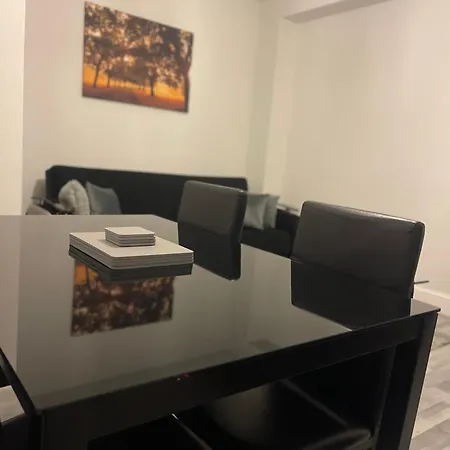 2 Bed Apartment In Lambeth